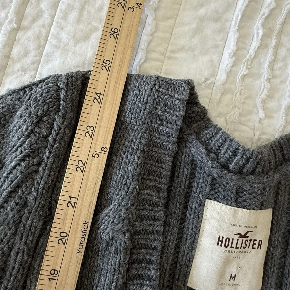VTG Y2K‎ Hollister Cardigan Sweater Grey Cable Knit M Prep College - Picture 3 of 7